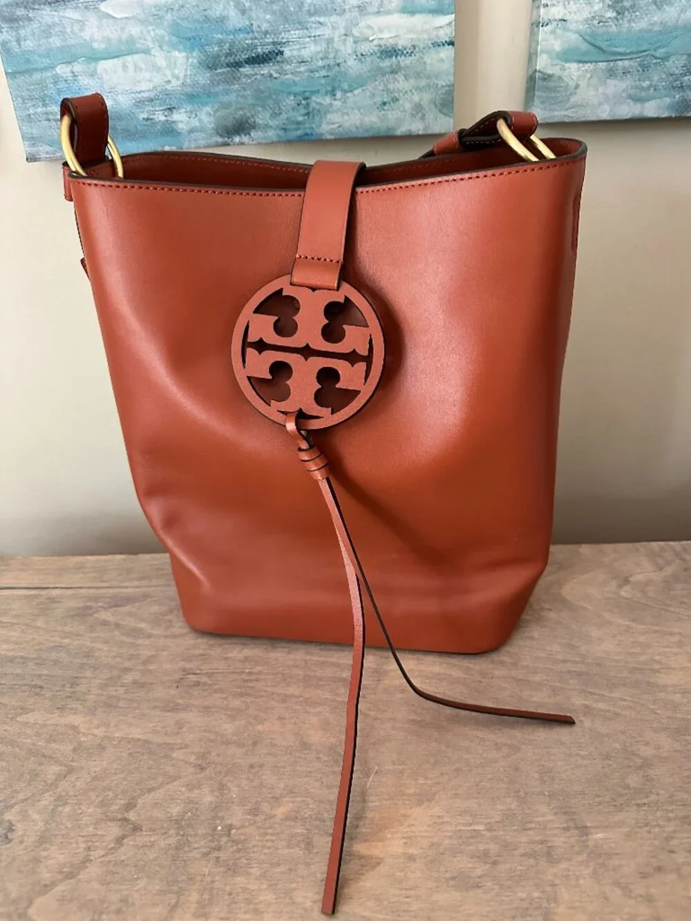 Tory Burch Miller Leather Bucket Bag Brown Shoulder Bag Large Logo Medallion
